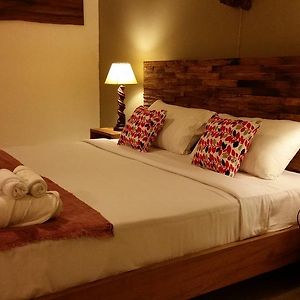 Deluxe Zimmer mit Kingsize-Bett